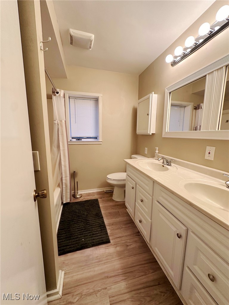 2195 Reeves Road Northeast Warren, OH 44483 - Photo 5 of 11 Gallery Image 5