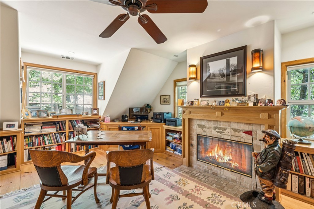 28971 North Shore Road Lake Arrowhead, CA 92352 - Photo 42 of 60