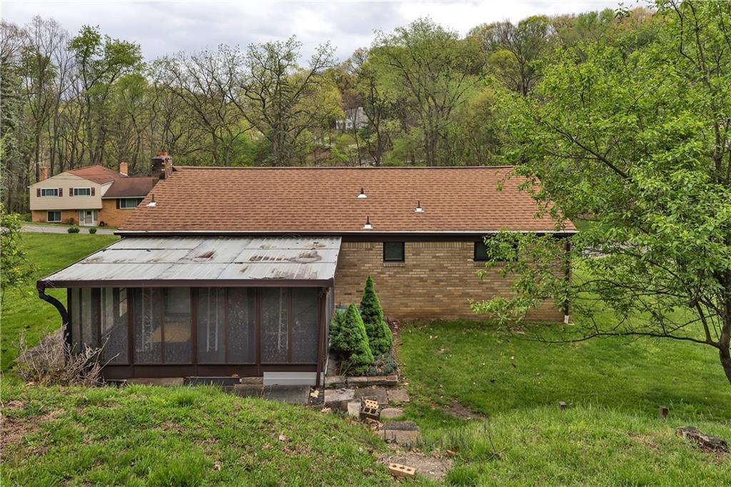 237 Byron Road Pittsburgh, PA 15237 - Photo 23 of 28 Gallery Image 23