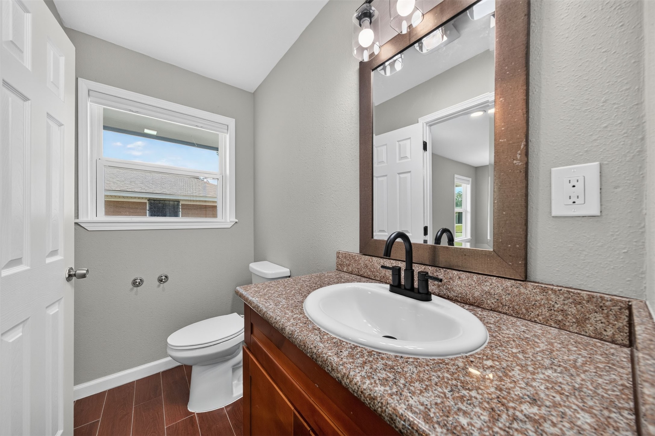 6855 Richwood Road Houston, TX 77087 - Photo 25 of 33 Gallery Image 25