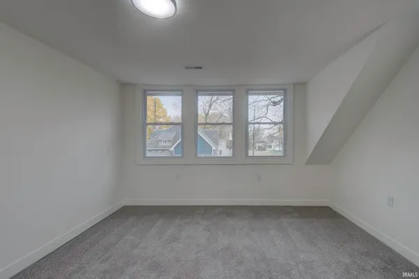 $200,000 | 27 North Comstock Street, Wabash, IN 46992