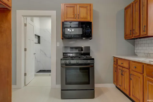 $229,900 | 27 North Comstock Street, Wabash, IN 46992