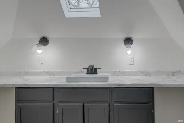 $229,900 | 27 North Comstock Street, Wabash, IN 46992