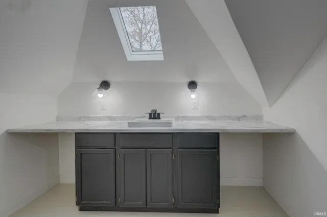 $229,900 | 27 North Comstock Street, Wabash, IN 46992