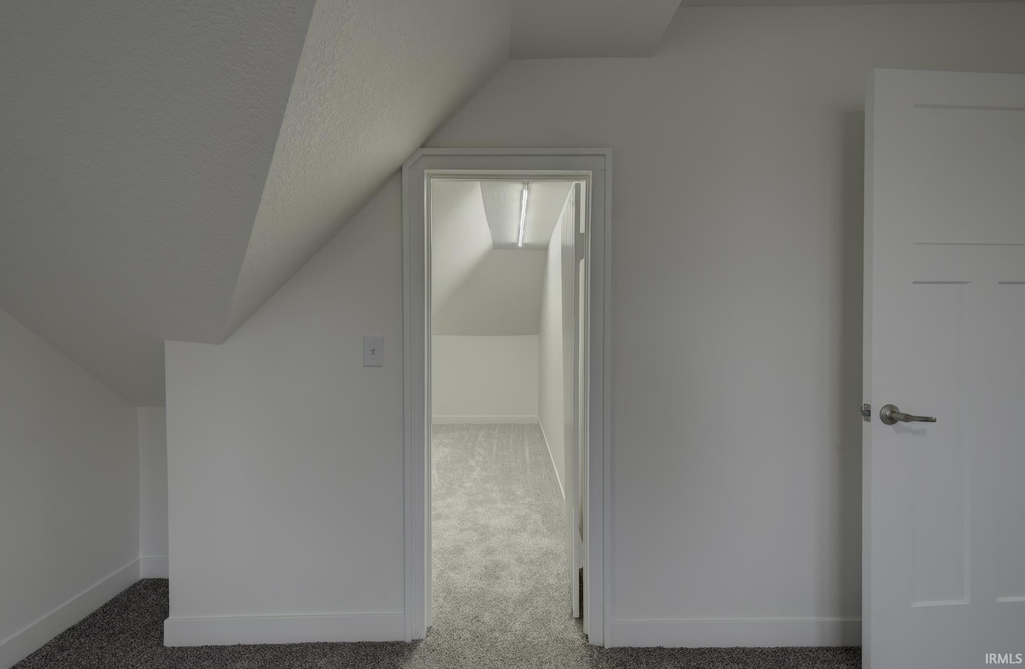 27 North Comstock Street Wabash, IN 46992 - Photo 32 of 36