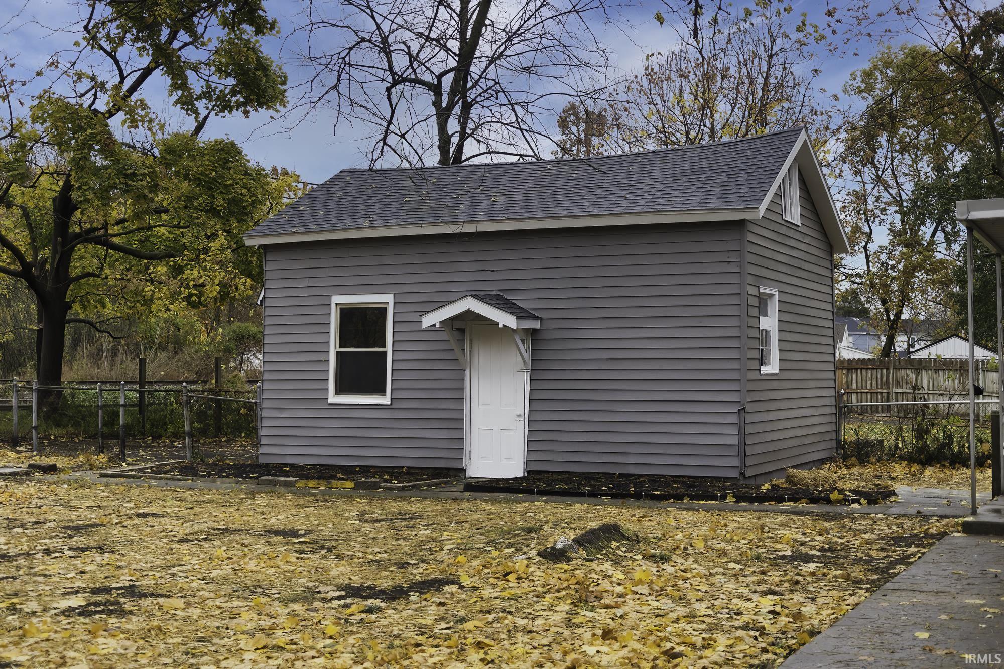 27 North Comstock Street Wabash, IN 46992 - Photo 33 of 36