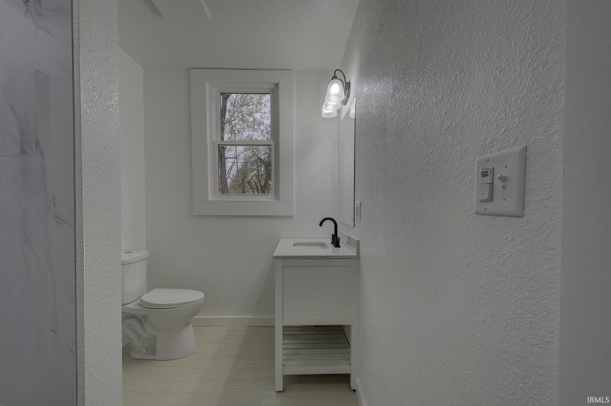 27 North Comstock Street Wabash, IN 46992 - Photo 34 of 36