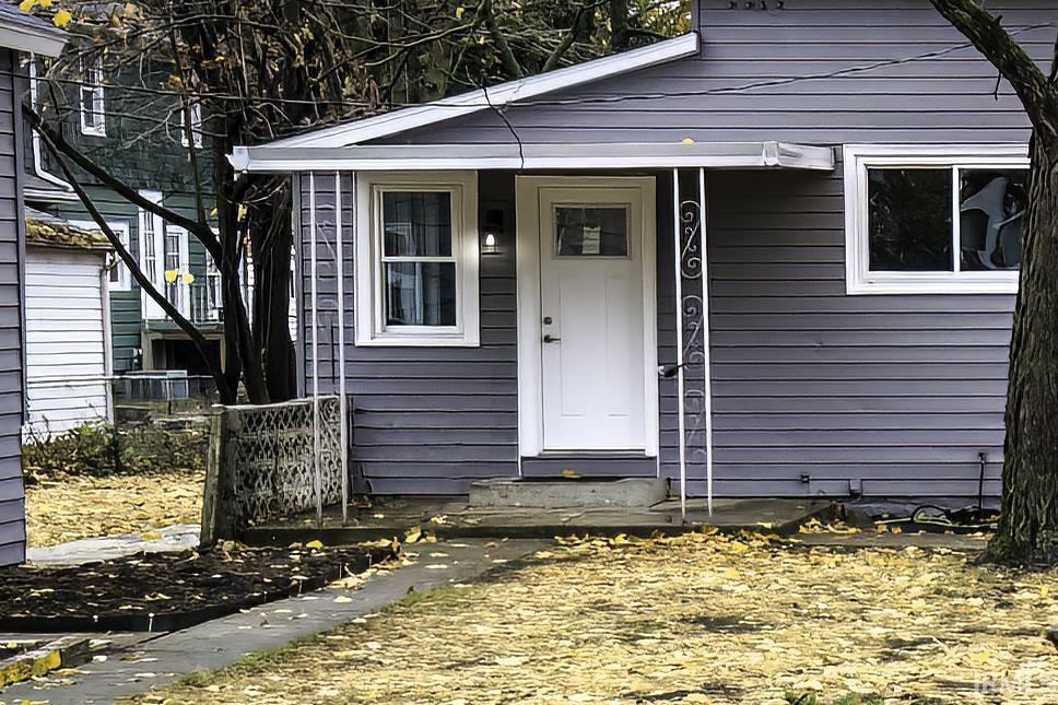 27 North Comstock Street Wabash, IN 46992 - Photo 4 of 36