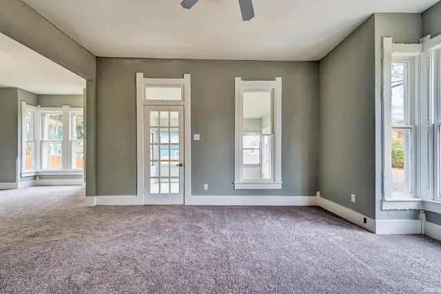 $229,900 | 27 North Comstock Street, Wabash, IN 46992