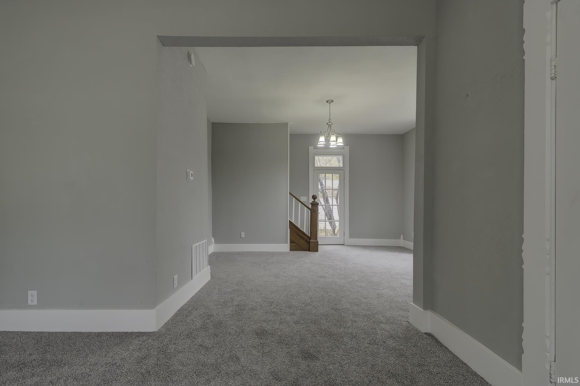 27 North Comstock Street Wabash, IN 46992 - Photo 7 of 36