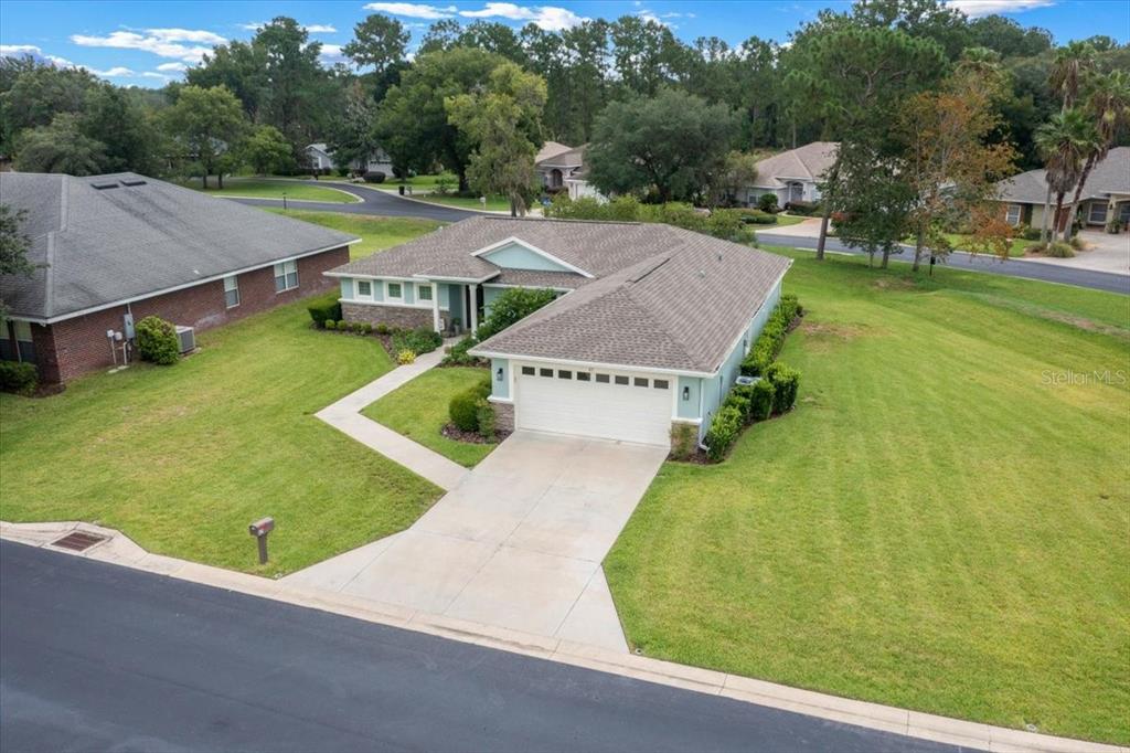 65 Diamond Club Road Ocala, FL 34472 - Photo 5 of 49 Gallery Image 5