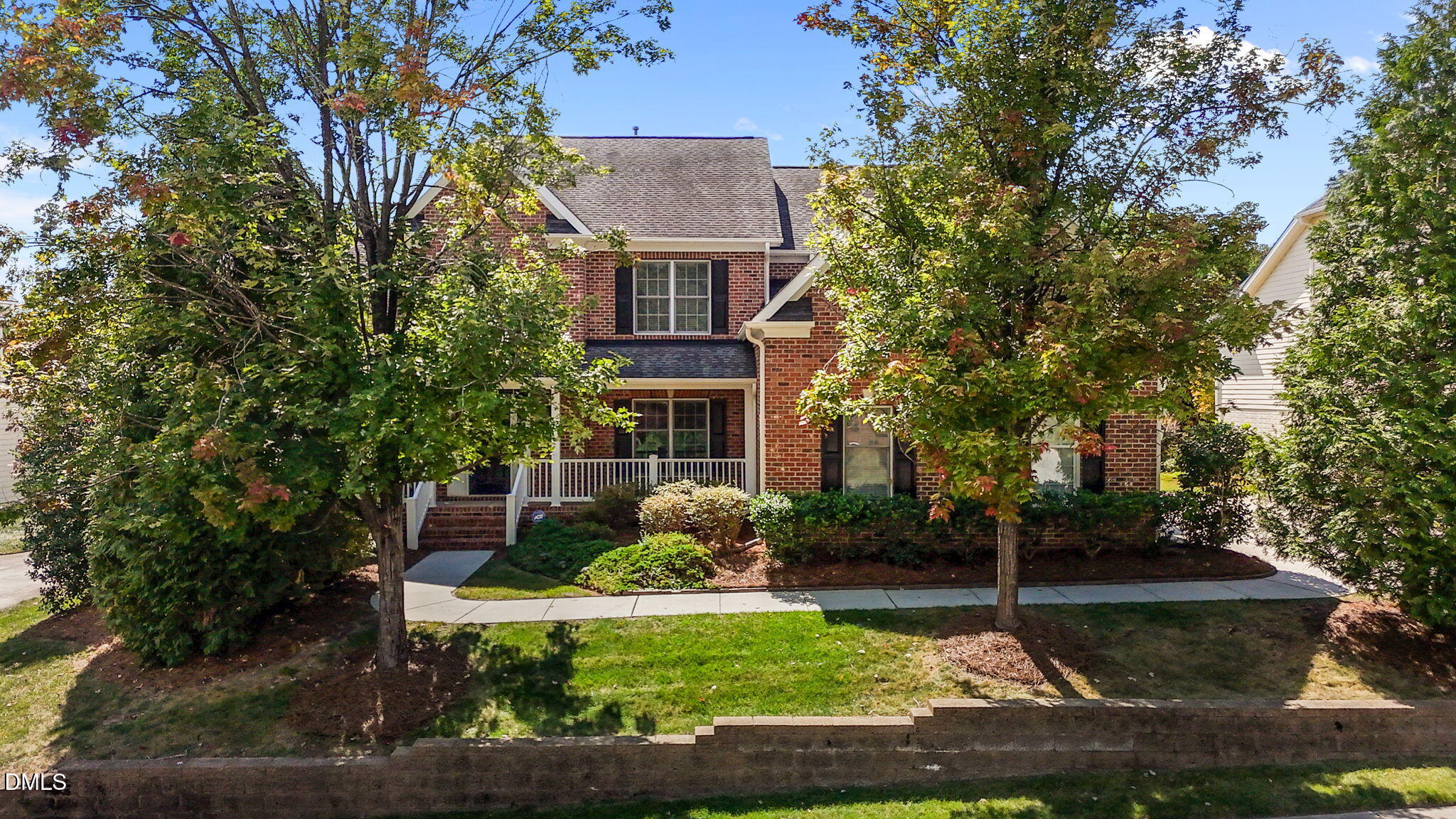 11552 Auldbury Way Raleigh, NC 27617 - Photo 2 of 62 a front view of a house with garden