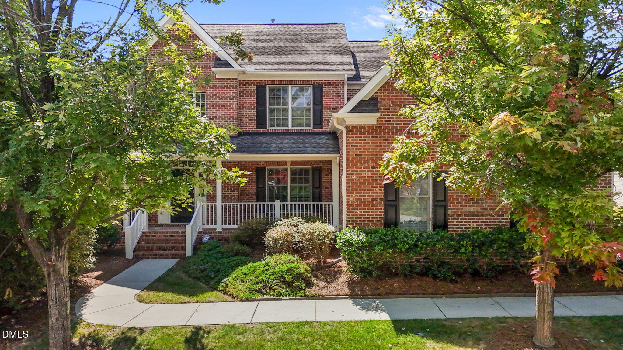 11552 Auldbury Way Raleigh, NC 27617 - Photo 3 of 62 a front view of a house with garden