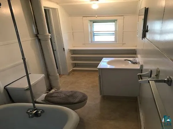 $179,900 | 620 North 57th Avenue West, Duluth, MN 55807
