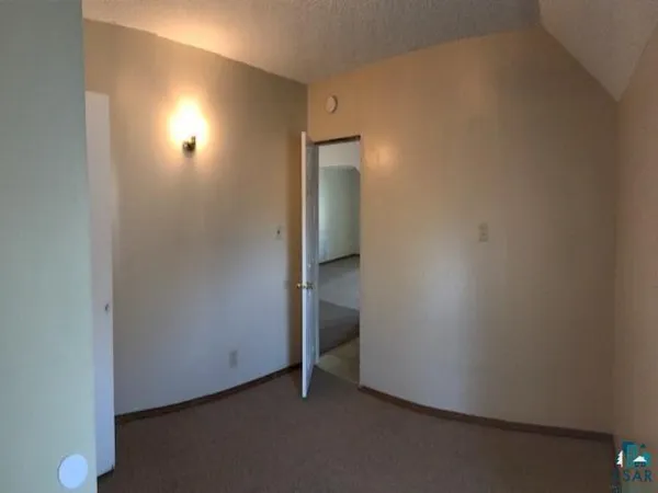 $179,900 | 620 North 57th Avenue West, Duluth, MN 55807