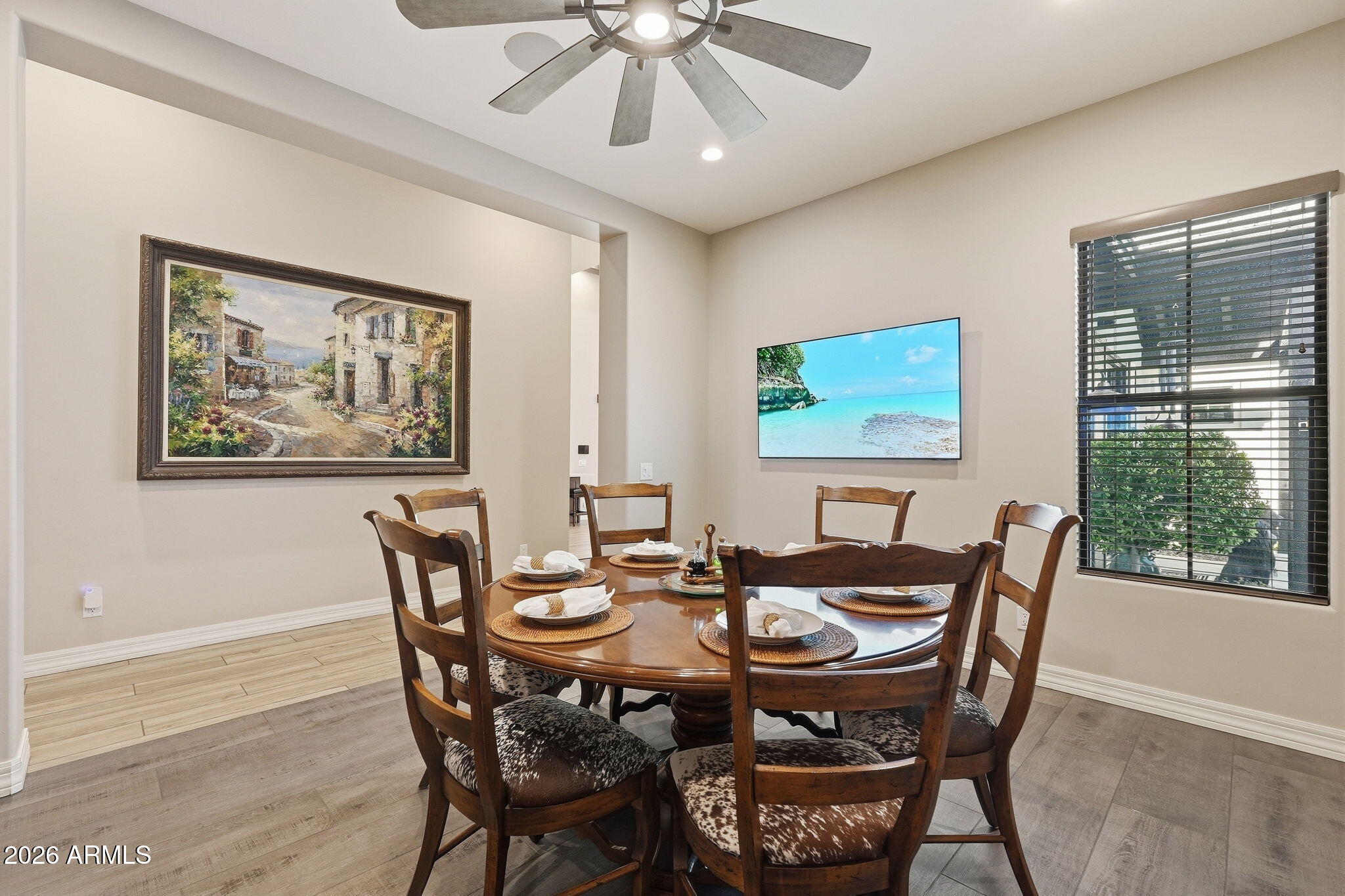 2674 East Hummingbird Way Gilbert, AZ 85297 - Photo 78 of 106 DineRm2_SW2NE