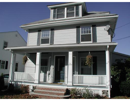 19 Evans Road Peabody, MA 01960 - Photo 1 of 10 Gallery Image 1