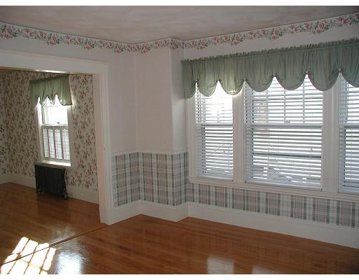 19 Evans Road Peabody, MA 01960 - Photo 5 of 10 Gallery Image 5