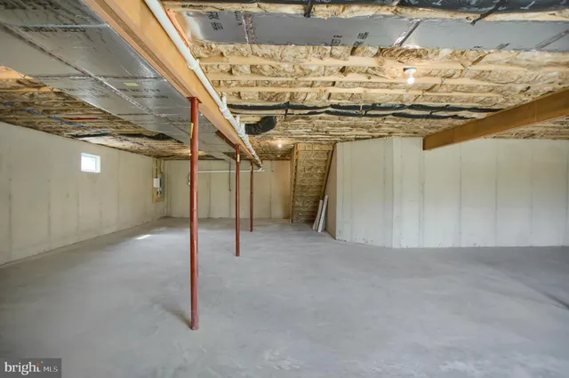 a view of a indoor garage