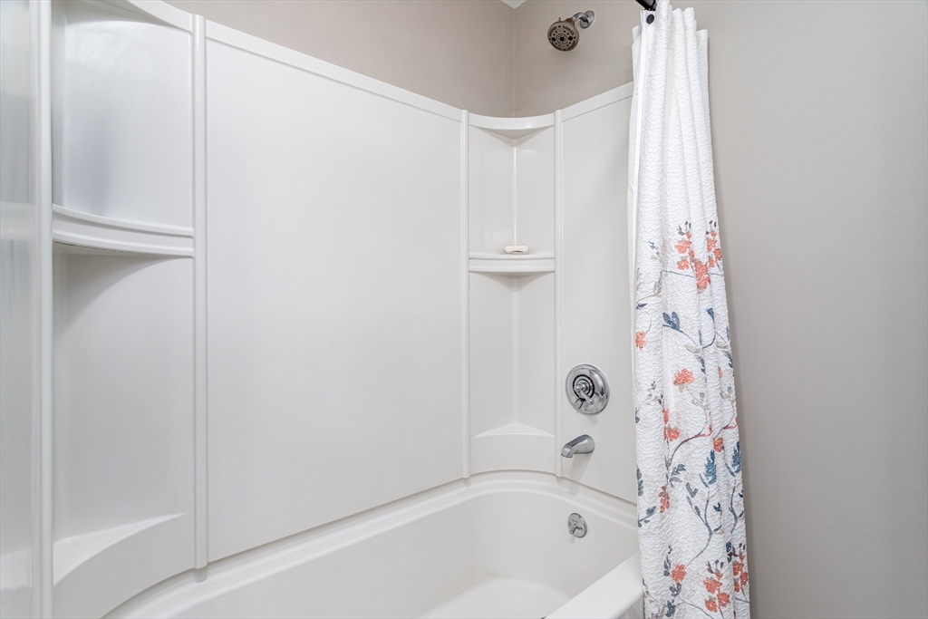 170 North Common Road, Unit 170 Westminster, MA 01473 - Photo 24 of 39