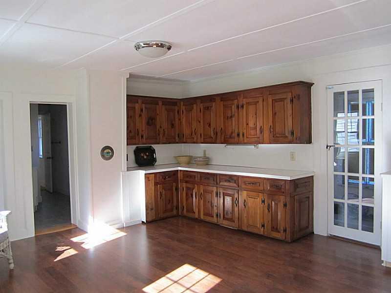 38 Small Point Road Phippsburg, ME 04562 - Photo 14 of 26 Kitchen.