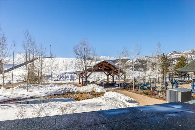 a view of outdoor space yard and an lake