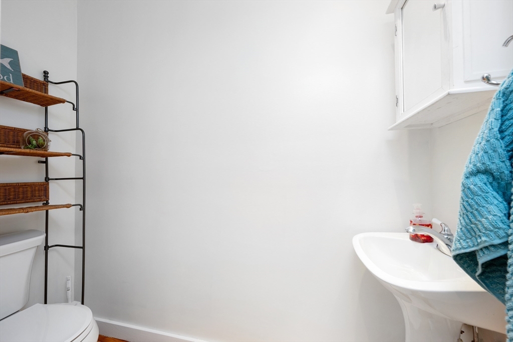 27 Longview Drive Orleans, MA 02653 - Photo 22 of 37