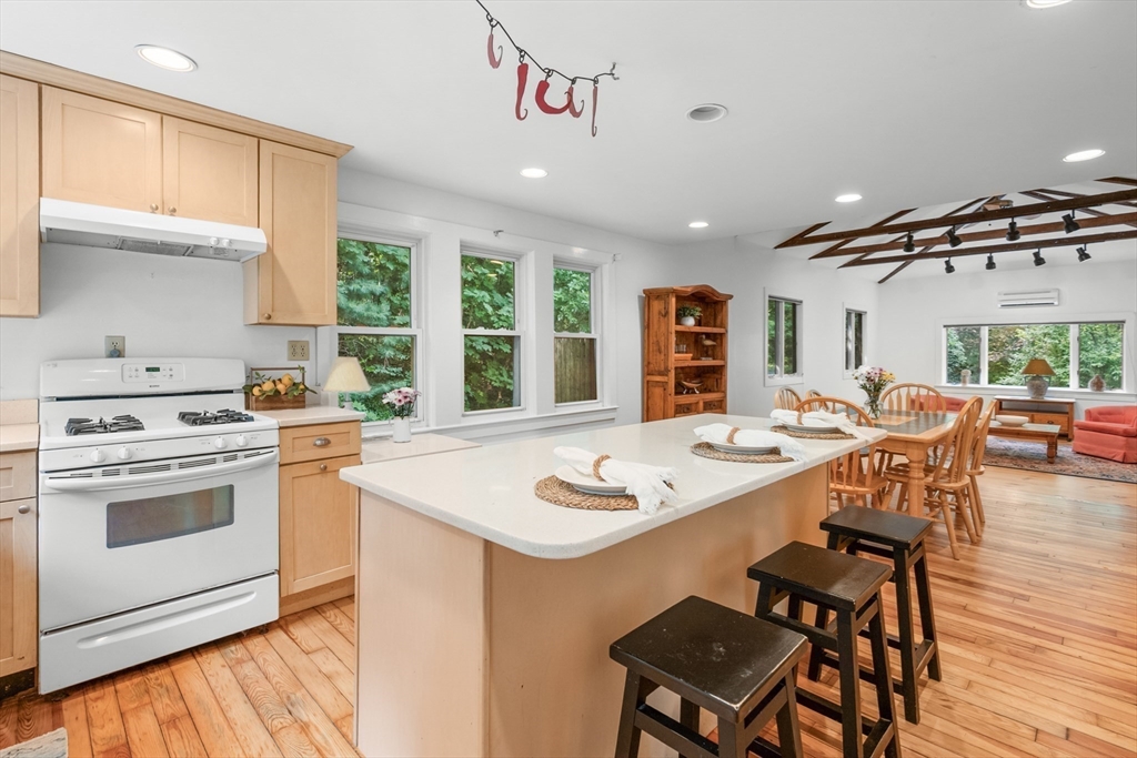 27 Longview Drive Orleans, MA 02653 - Photo 9 of 37