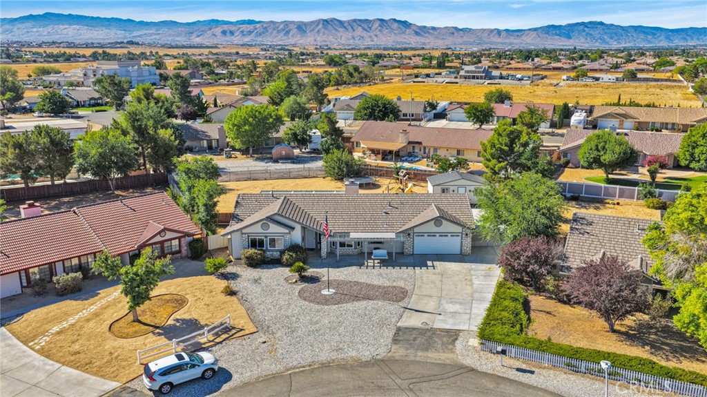 19121 Nimshew Road Apple Valley, CA 92308 - Photo 2 of 49