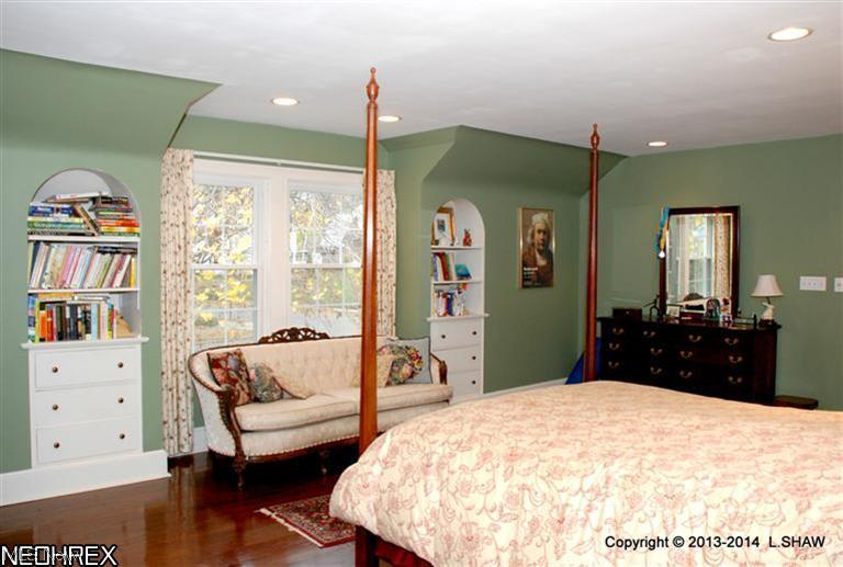 737 Merriman Road Akron, OH 44303 - Photo 15 of 25 Gallery Image 15