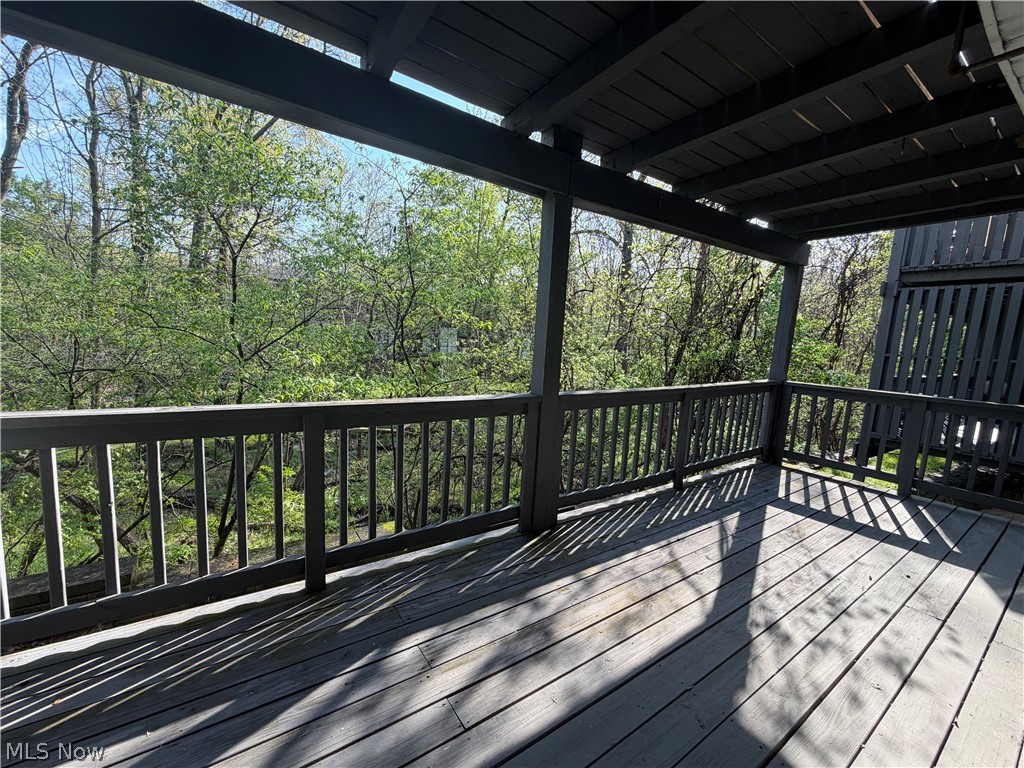 4648 Oak Point Road Lorain, OH 44053 - Photo 28 of 33