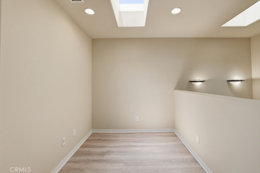 11370 Dream Pacoima, CA 91331 - Photo 17 of 55 Loft/Flex Space