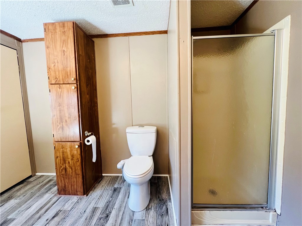 1973 County Rd S-01-40 Abbeville, SC 29620 - Photo 23 of 50 MASTER BATHROOM