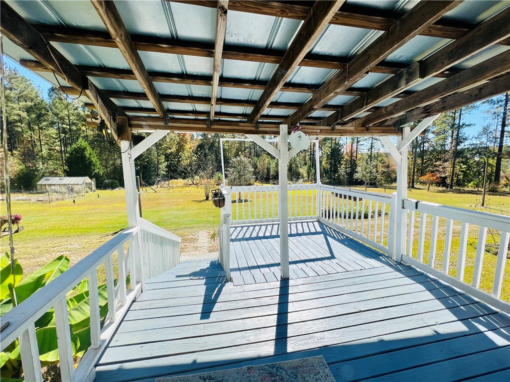 1973 County Rd S-01-40 Abbeville, SC 29620 - Photo 32 of 50 BACK PORCH