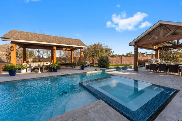 $1,595,000 | 2203 Flameleaf Court, Conroe, TX 77384