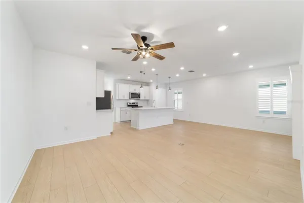 $319,900 | 5543 Southwest 85th Ave Road, Ocala, FL 34481