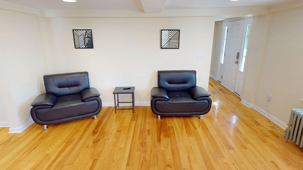 266 Webster Street Worcester, MA 01603 - Photo 3 of 29
