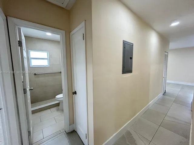 $3,500 | 610 East 8th Avenue, Hialeah, FL 33010