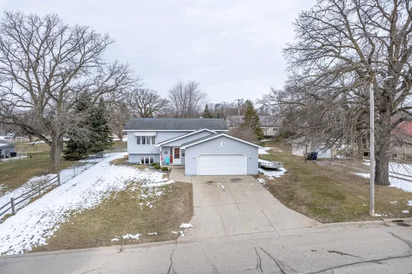 $259,900 | 517 Springen Avenue, Fergus Falls, MN 56537