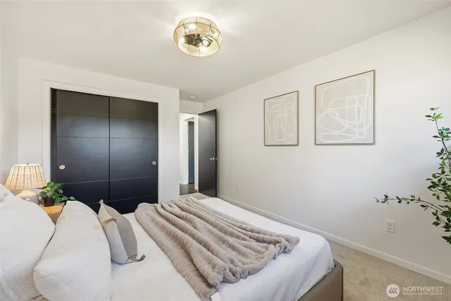 $735,000 | 7922 9th Avenue Southwest, Seattle, WA 98106