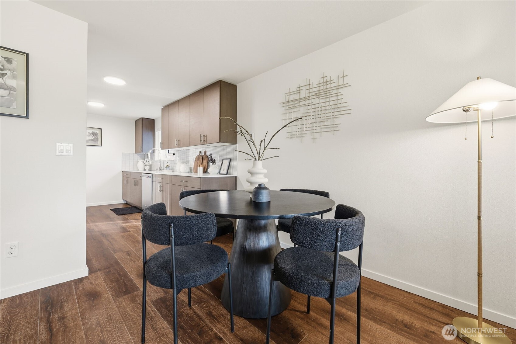 7922 9th Avenue Southwest Seattle, WA 98106 - Photo 8 of 28