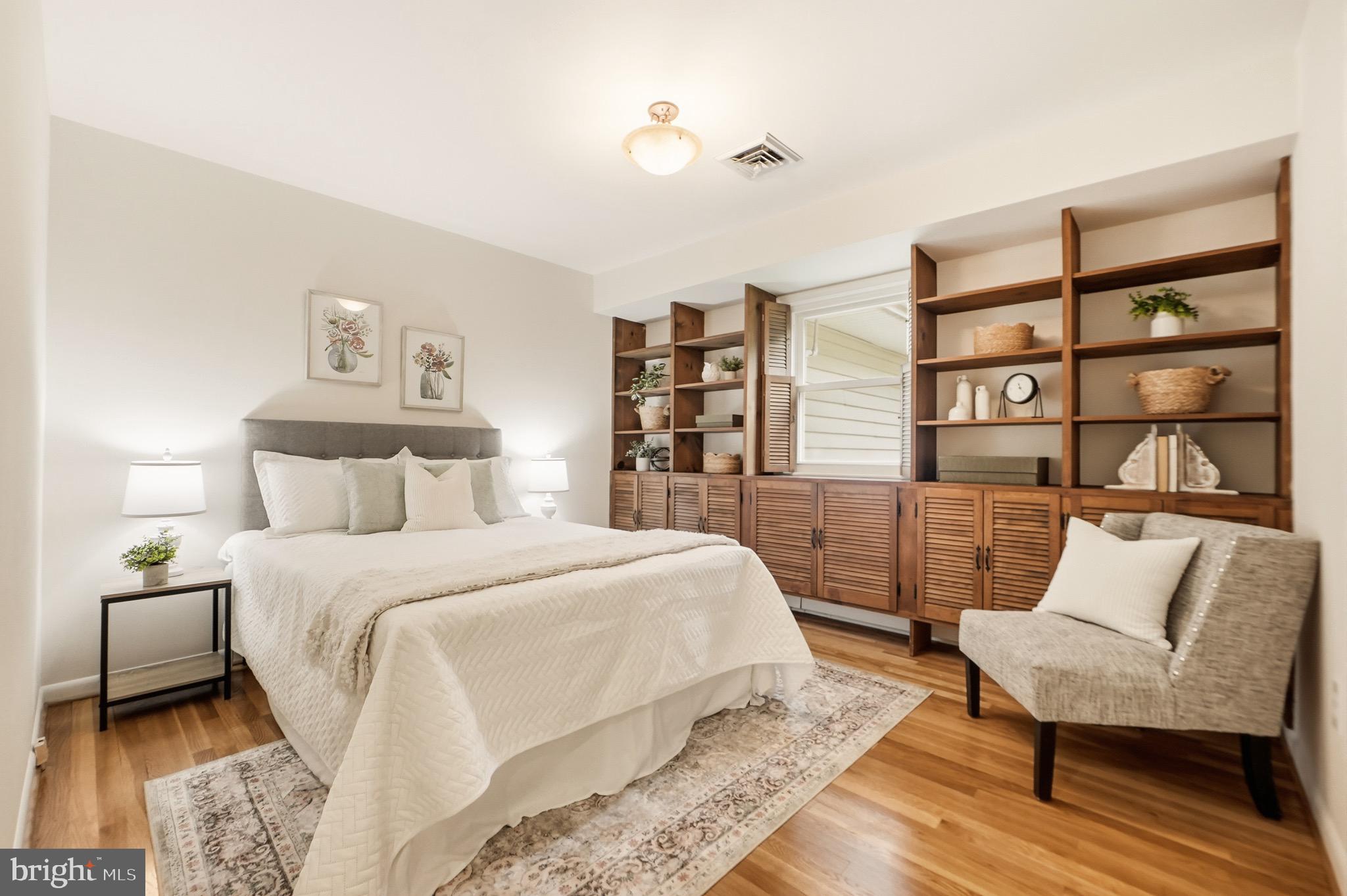 2508 Redmiles Drive Silver Spring, MD 20905 - Photo 18 of 44 3rd bedroom with built-ins