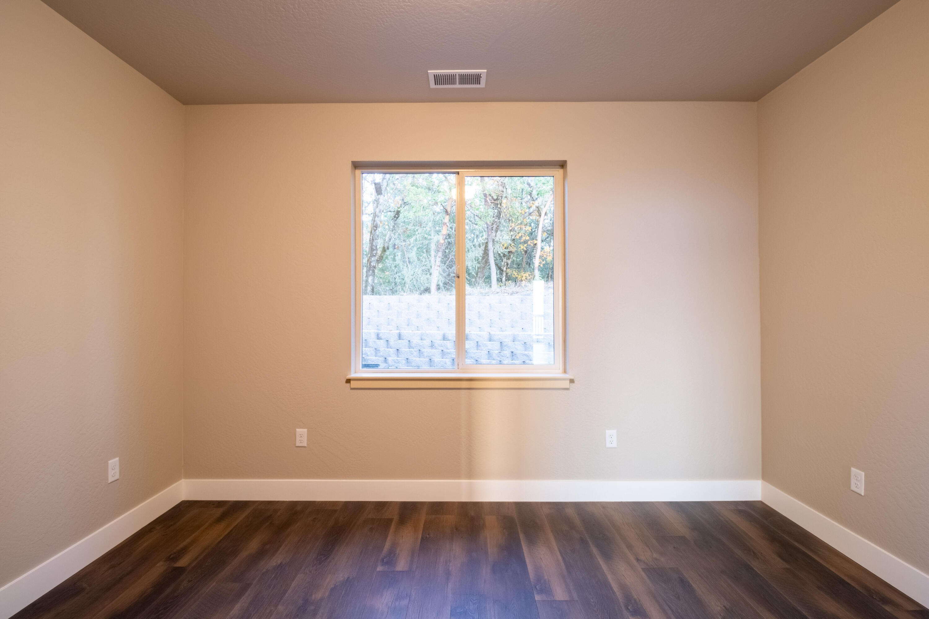 149 McKenzie Ridge Road Grants Pass, OR 97526 - Photo 24 of 31 24