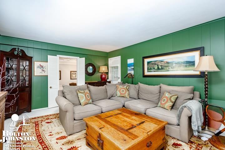 63 Ridge Road Grosse Pointe Farms, MI 48236 - Photo 10 of 50