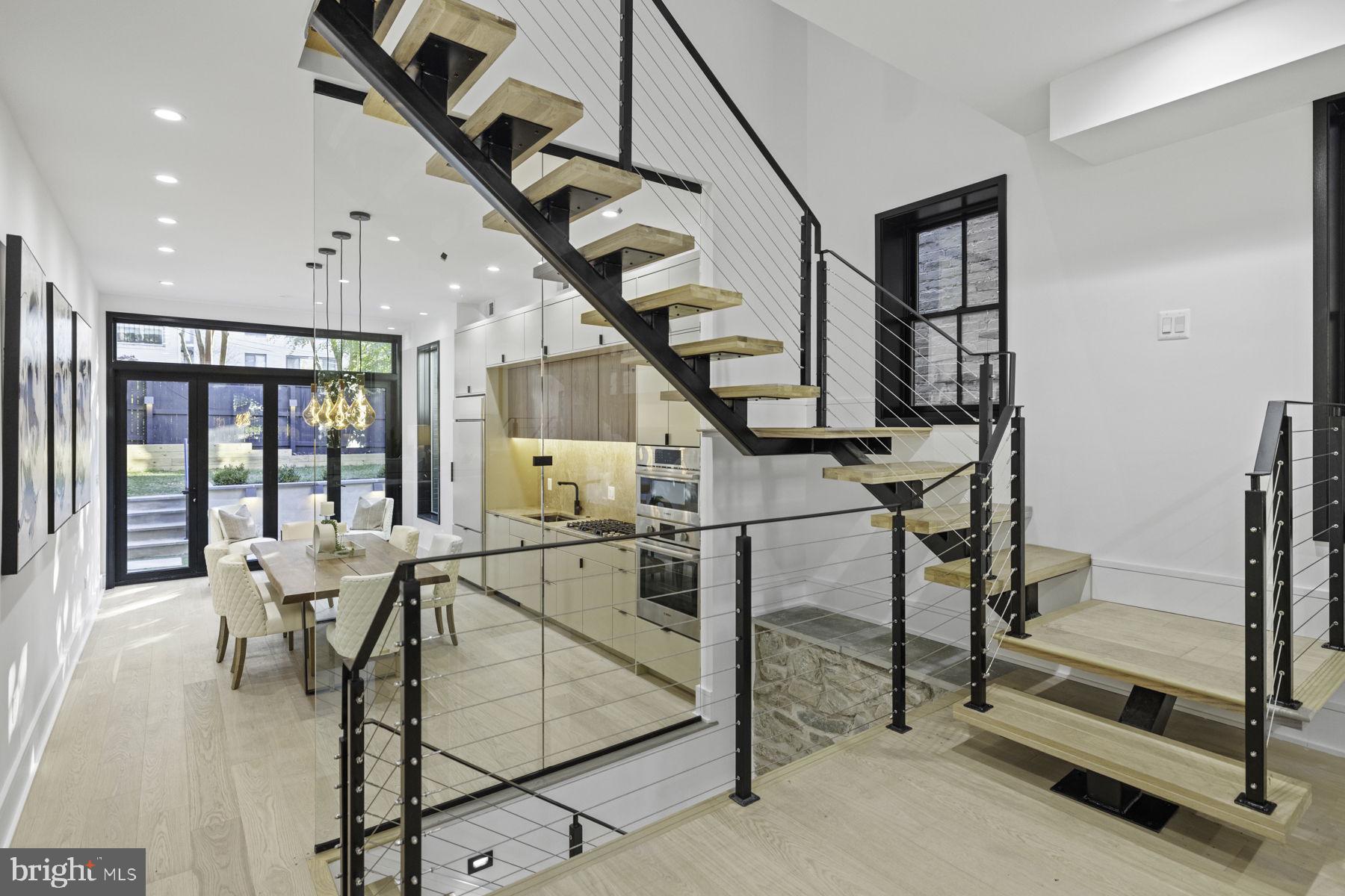 2506 I Street Northwest Washington, DC 20037 - Photo 4 of 27 Gallery Image 4