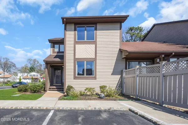 $429,000 | 1 Chelsea Court, Parlin, NJ 08859