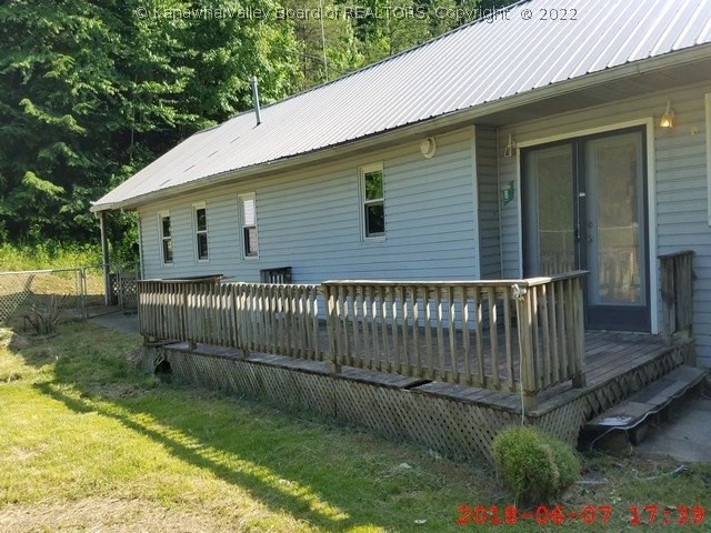 2330 Quick Road Elkview, WV 25071 - Photo 2 of 22 Gallery Image 2