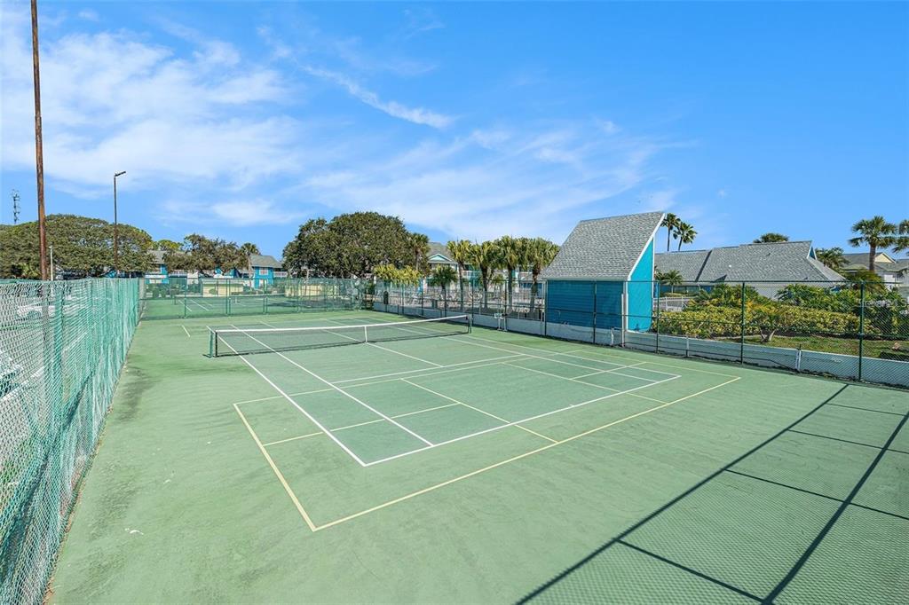 455 Alt 19, Unit 12 Palm Harbor, FL 34683 - Photo 12 of 12 a view of a tennis court