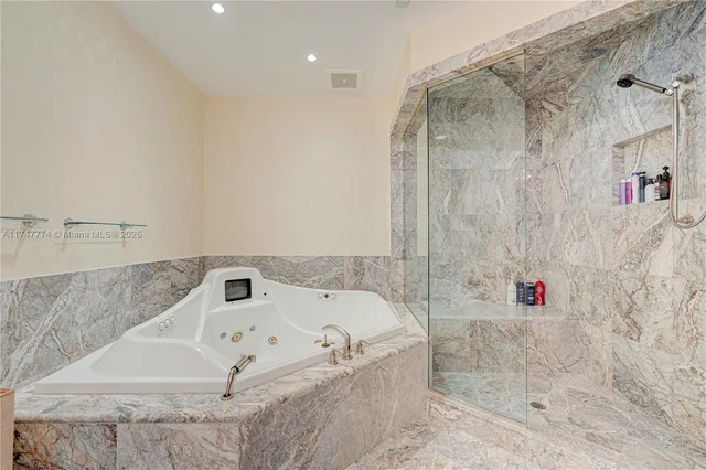 $20,000 | 16047 Collins Avenue, Unit 1604, Sunny Isles Beach, FL 33160