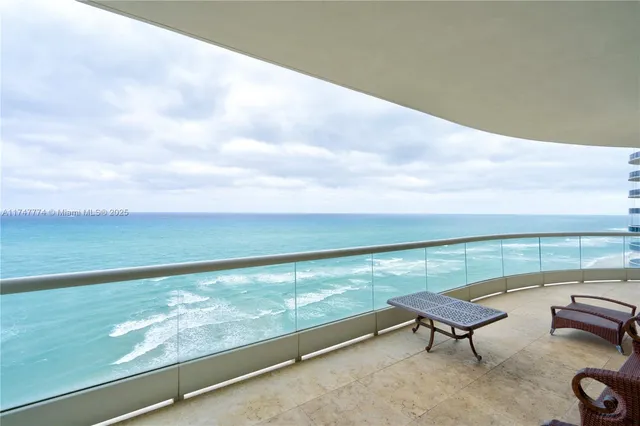 $20,000 | 16047 Collins Avenue, Unit 1604, Sunny Isles Beach, FL 33160